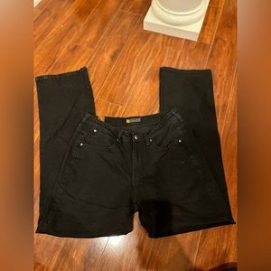 Aura from the Women at Wrangle Black Size Flare Jeans size 8